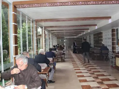 SekaPark Hotel - Photo 2