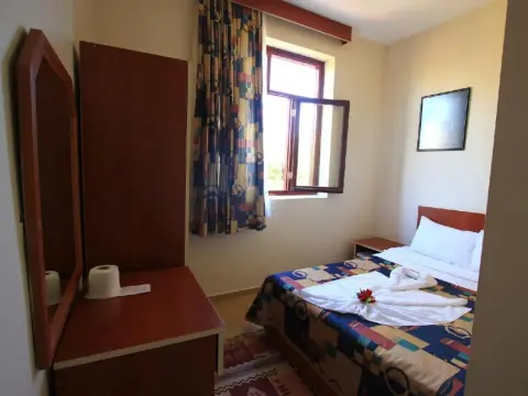 Sempati Motel - Photo 1