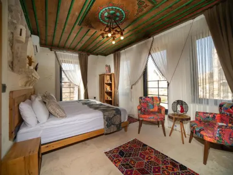 Serene Premium Stone House - Photo 4