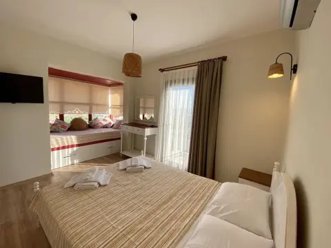 Serez Otel Alaçatı by La Mira - Photo 4