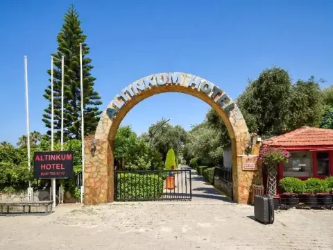 Side Altinkum Bungalow Hotel - Photo 1