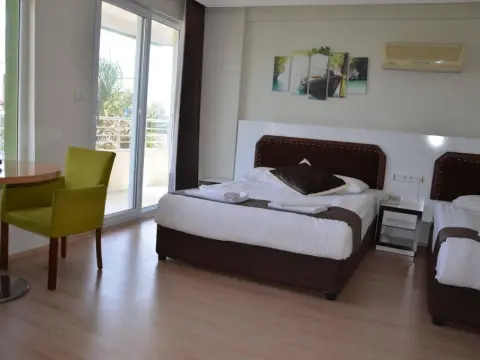 Simsek Hotel - Photo 1