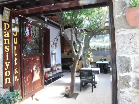 Sultan Pension - фото 1