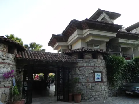 SunBlue Apart Hotel - Photo 1