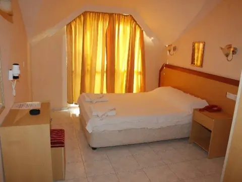 Swans 1 Hotel - Photo 3