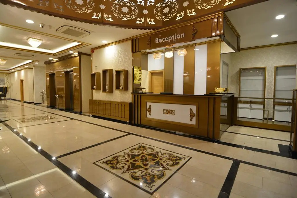 Tasar Royal Hotel - Photo 1