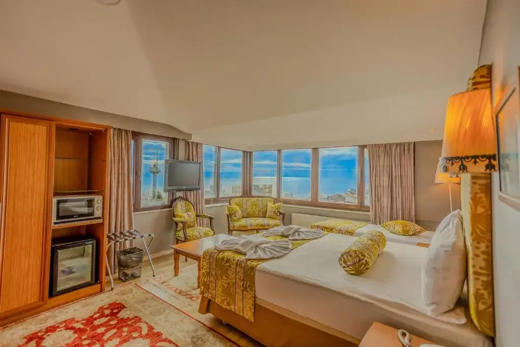 Tashkonak Studio Suites - Photo 2