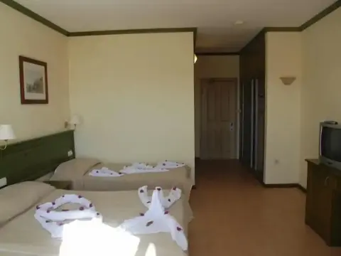 Tenda Hotel - Photo 3