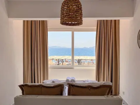 Thanos Hotel - Photo 3