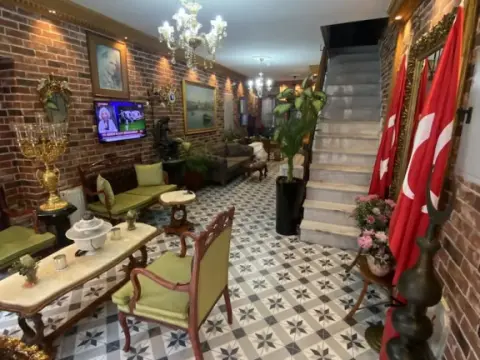 The Bridge Hotel - Photo 2