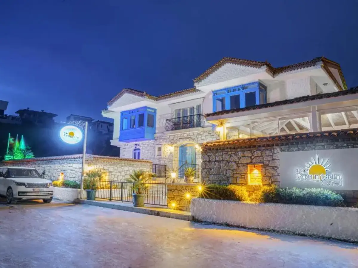 The Fountain Çeşme