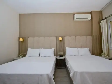 The Hotel 48 - Photo 4