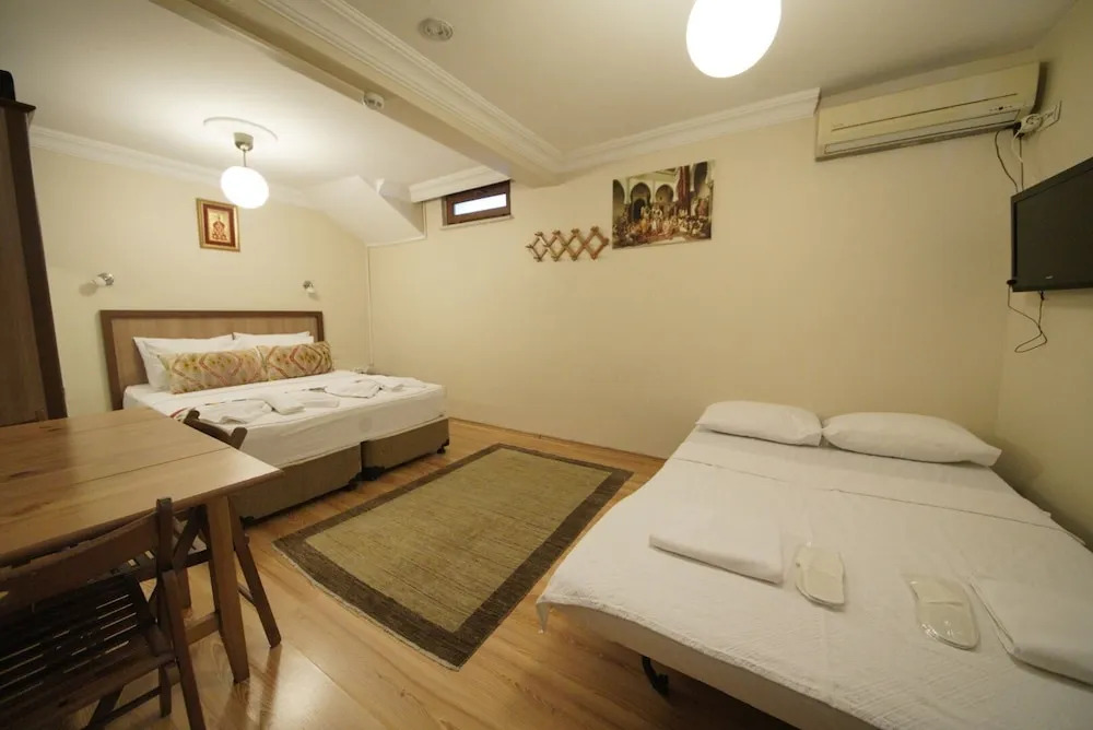 Topkapi Apartments - Photo 3