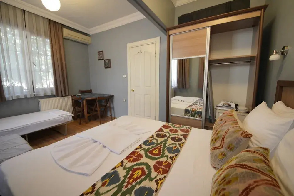 Topkapi Apartments - Photo 4