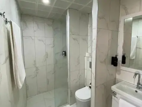 Üç Yıldız Hotel - Foto 2