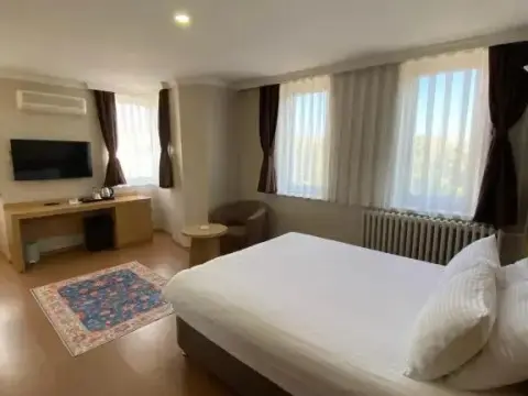 Üç Yıldız Hotel - Foto 4