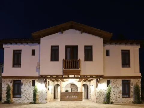 Ucurtma Hotel - Photo 1