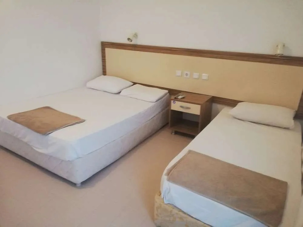 Unal Boutique Hotel - Photo 2