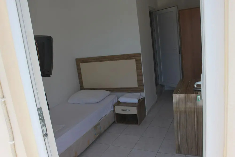 Unal Boutique Hotel - Photo 3