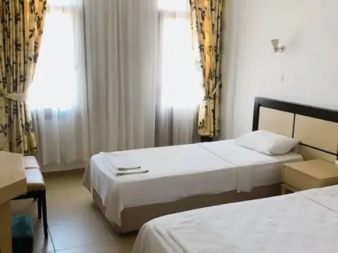 Unlu Hotel - фото 3