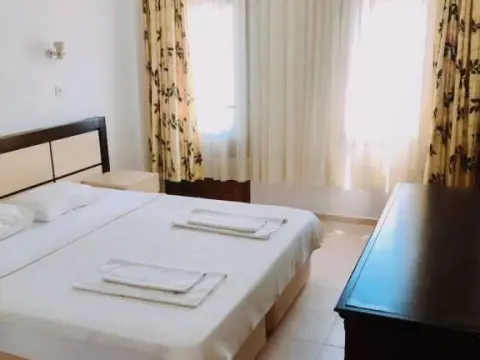 Unlu Hotel - фото 4