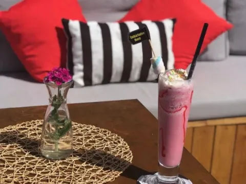 Ünlü Hotel - Photo 2