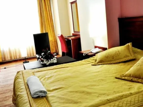 Van Yakut Hotel - Photo 3