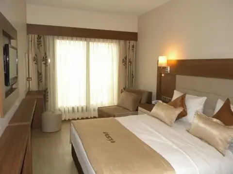 Vesta Fuar Hotel - Photo 2
