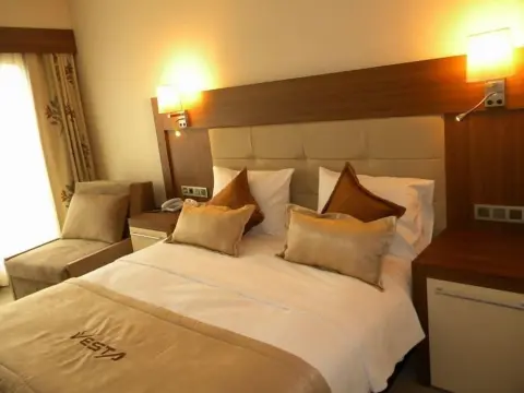 Vesta Fuar Hotel - Photo 4