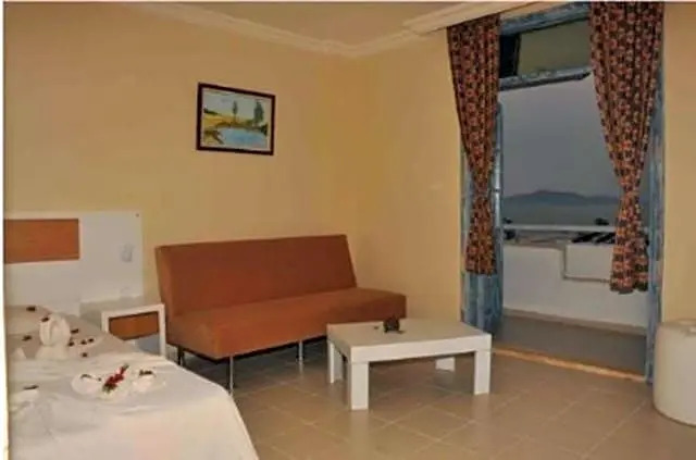 Victoria Suite Hotel & Spa - Photo 4