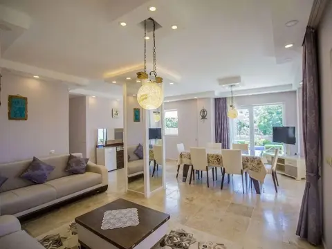 Villa Alfiya - Photo 2