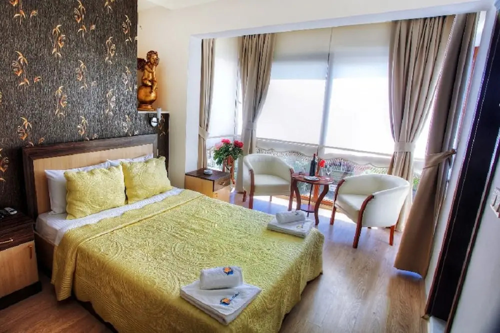 Villa Fokai Hotel - Photo 3