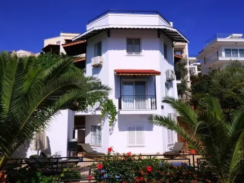 Villa Mercan - Photo 1