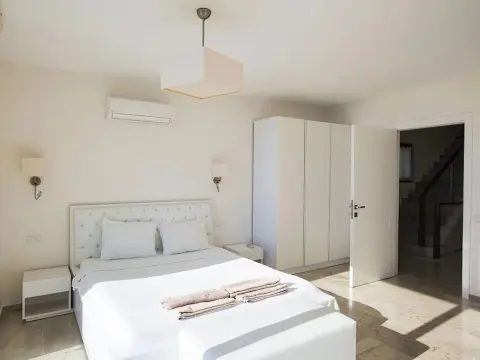 Villa Swan - Photo 2