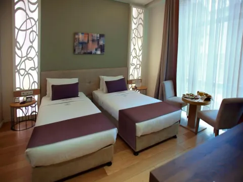 Wes Hotel Izmit - Photo 3