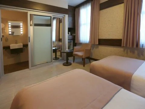 Wes Hotel Izmit - Photo 4