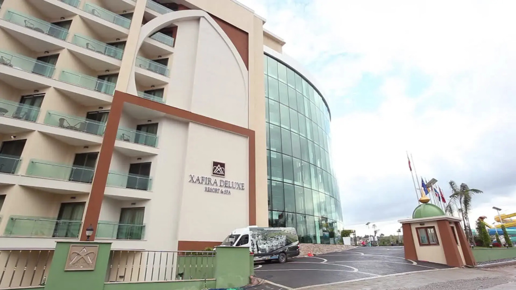 XAFIRA DELUXE RESORT & SPA