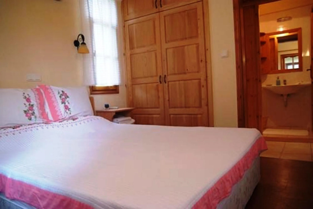 Yonca Lodge - Photo 1