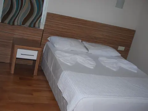 Yucesan Hotel - Photo 4