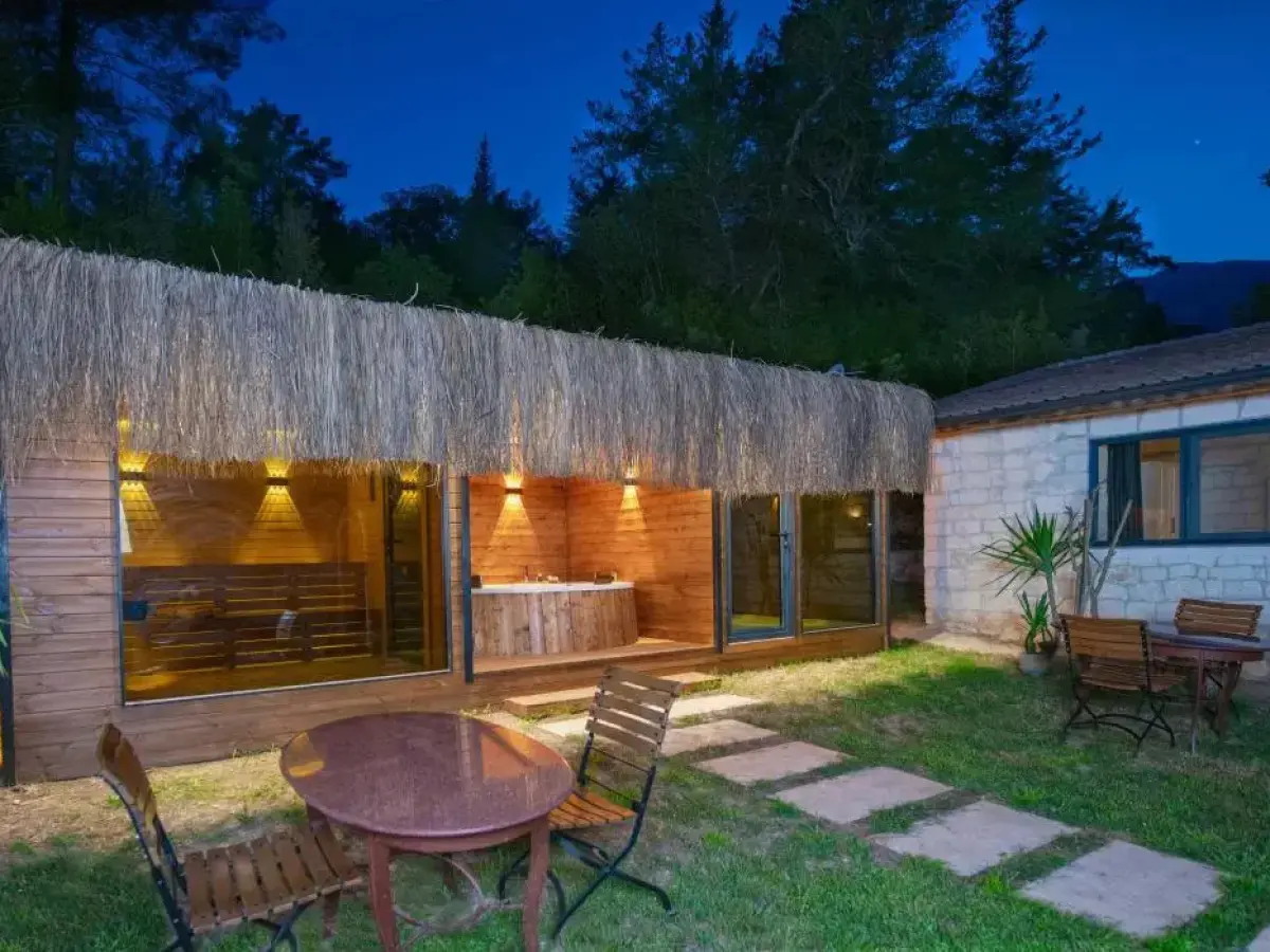 Yusalis Garden Hotel +12 Adult