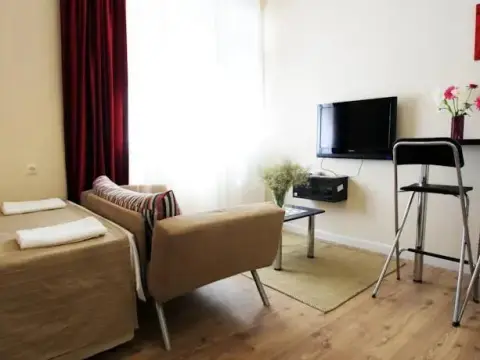 Zebra Homes Hotel - Photo 1