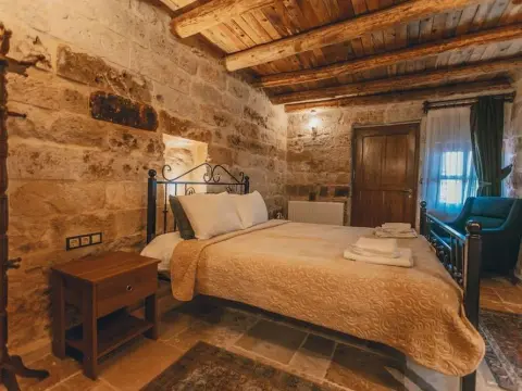 Zula Cave House - Photo 2