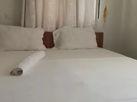 African Flower Hotel - Photo 2