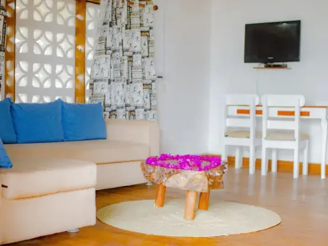 Bahari Beach Castle Lodge - Photo 1