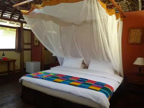 Barry's Beach Resort - Photo 3