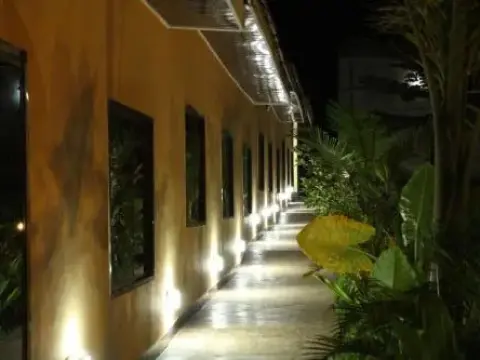 Basecha Garden Lodge - Photo 3