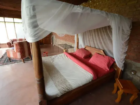 Boundary Hill Lodge - Photo 4