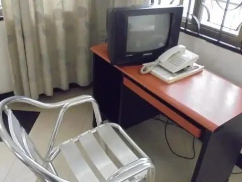 Conway Hotel - Photo 4