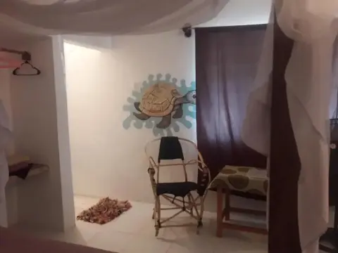 Ebony & Ivory Bungalows - Photo 3