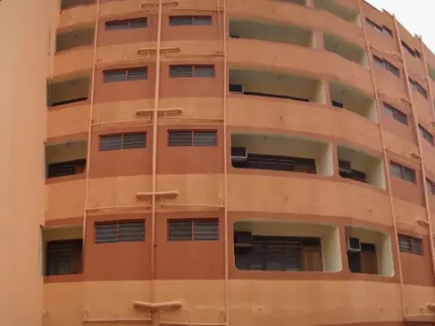 Econo Lodge - Photo 1